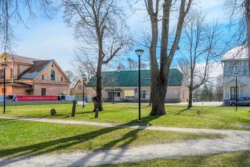 Фото Гостевой дом Old Town Hostel г. Хаапсалу 2