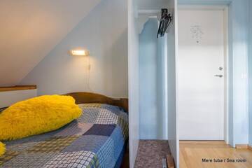 Фото номера Небольшой одноместный номер Отель Päeva Villa г. Хаапсалу 5